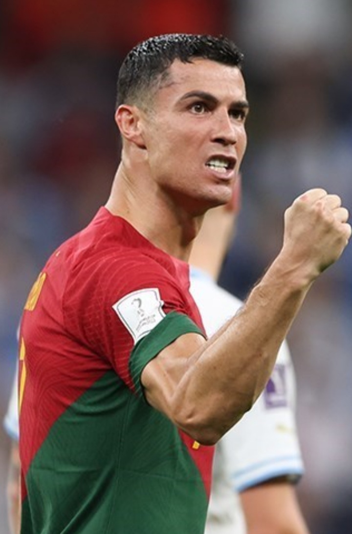 Cristiano_Ronaldo_WC2022_-_02